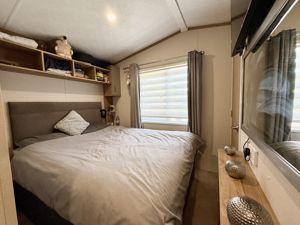 Photo 15- click for photo gallery